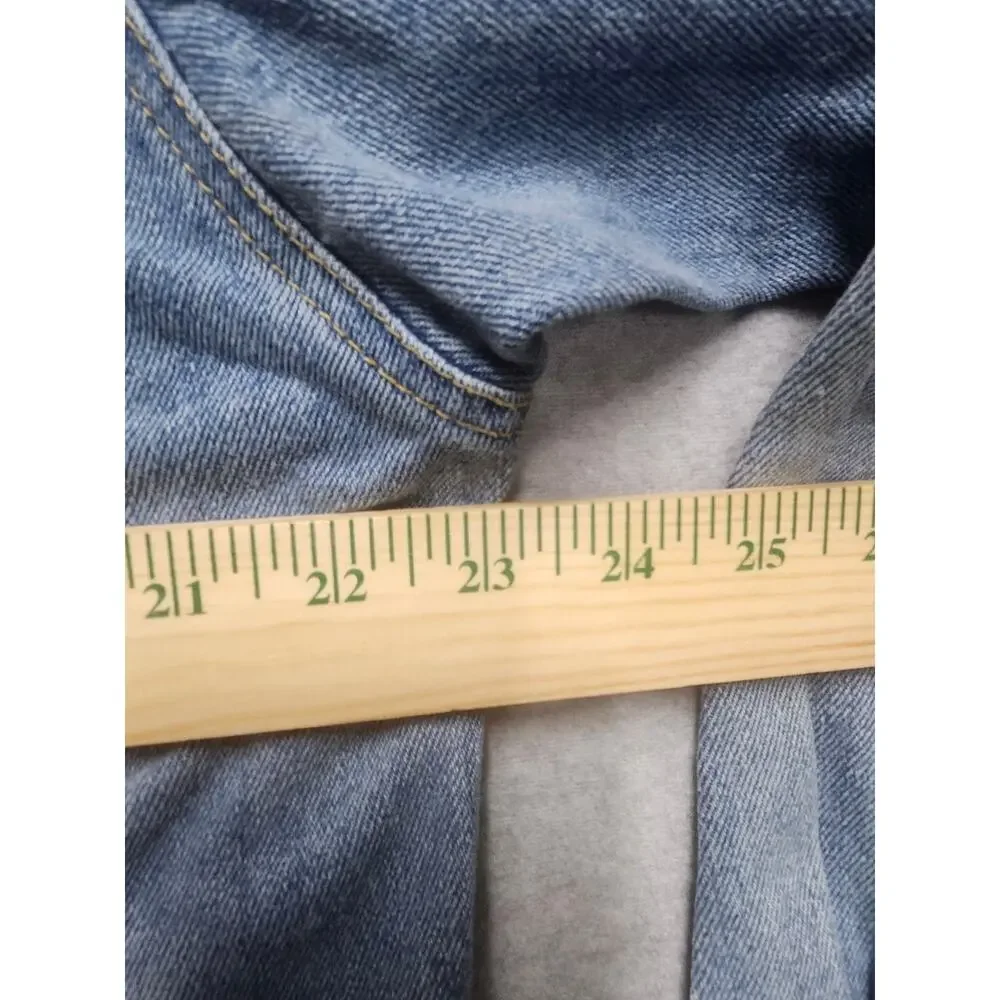 Invisible Denim Jacket Mens Small Light Wash Blue Button Front Trucker